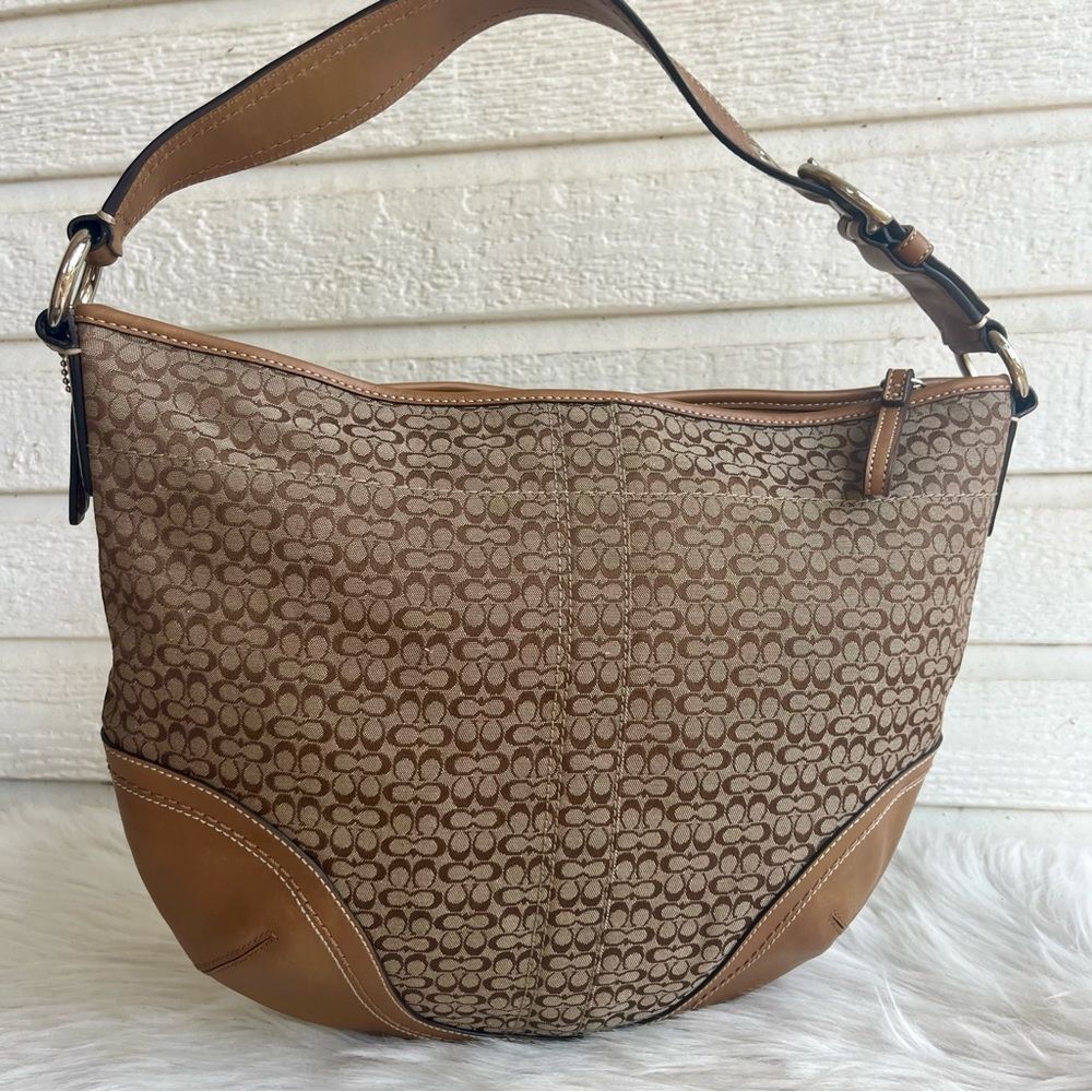 COACH Signature XL Soho Brown Tan Hobo Shoulder Bag Tote 10923 - Picture 2 of 12